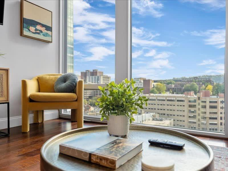Cozysuites 1Br, Ppg Paints Arena, Pitts Pittsburgh Exterior foto